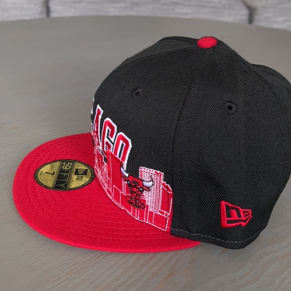 New Era 59Fifty NBA Chicago Bulls Fitted Hat - Picture 2 of 6